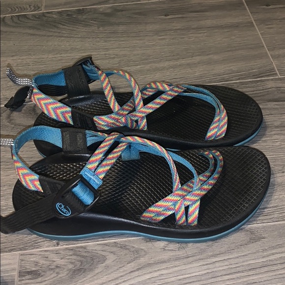 Rainbow colored strap Chacos, big girls size 5. - Picture 2 of 7